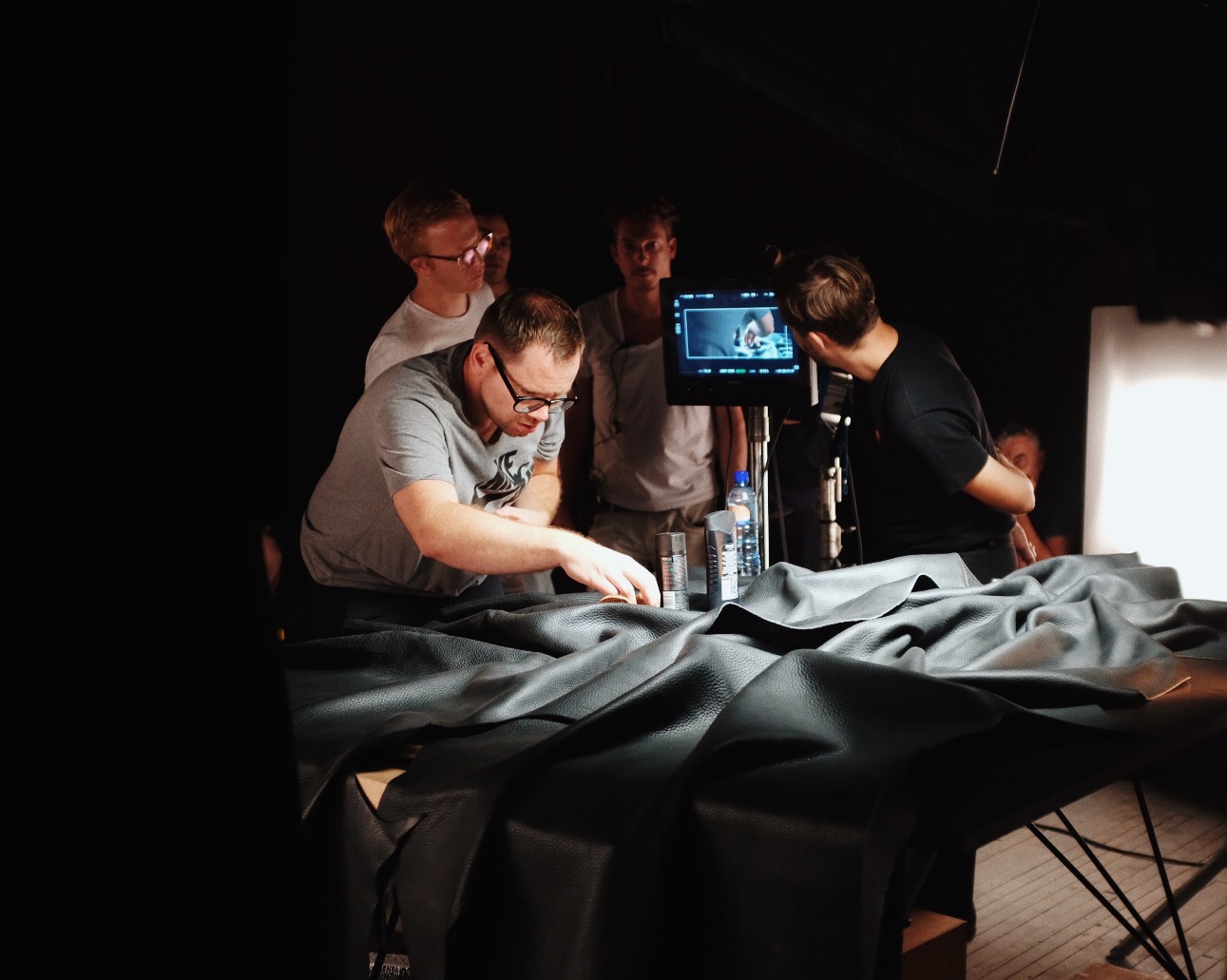 Werbung Agentur Hamburg Axe Leder Und Cookies Digital Und Tv Kampagne - Dokyo Hamburg- Hinter den Kulissen