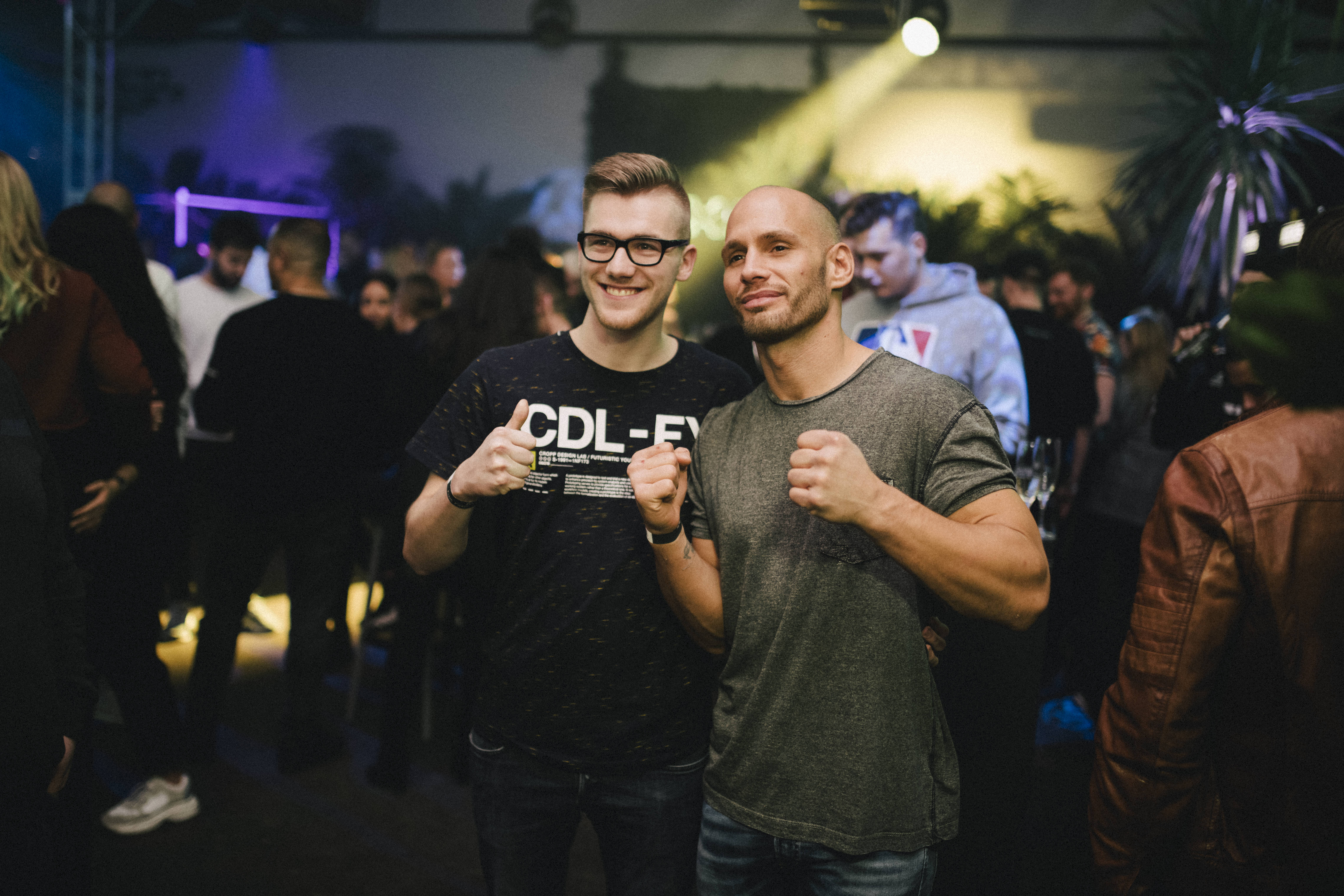 Digitalagentur Hamburg Digitalkonzept Outdoor Fresh Forest Graffiti. Eine Party mit bekannten Live-Acts, guten Drinks und Goodiebags im AXE-Design.