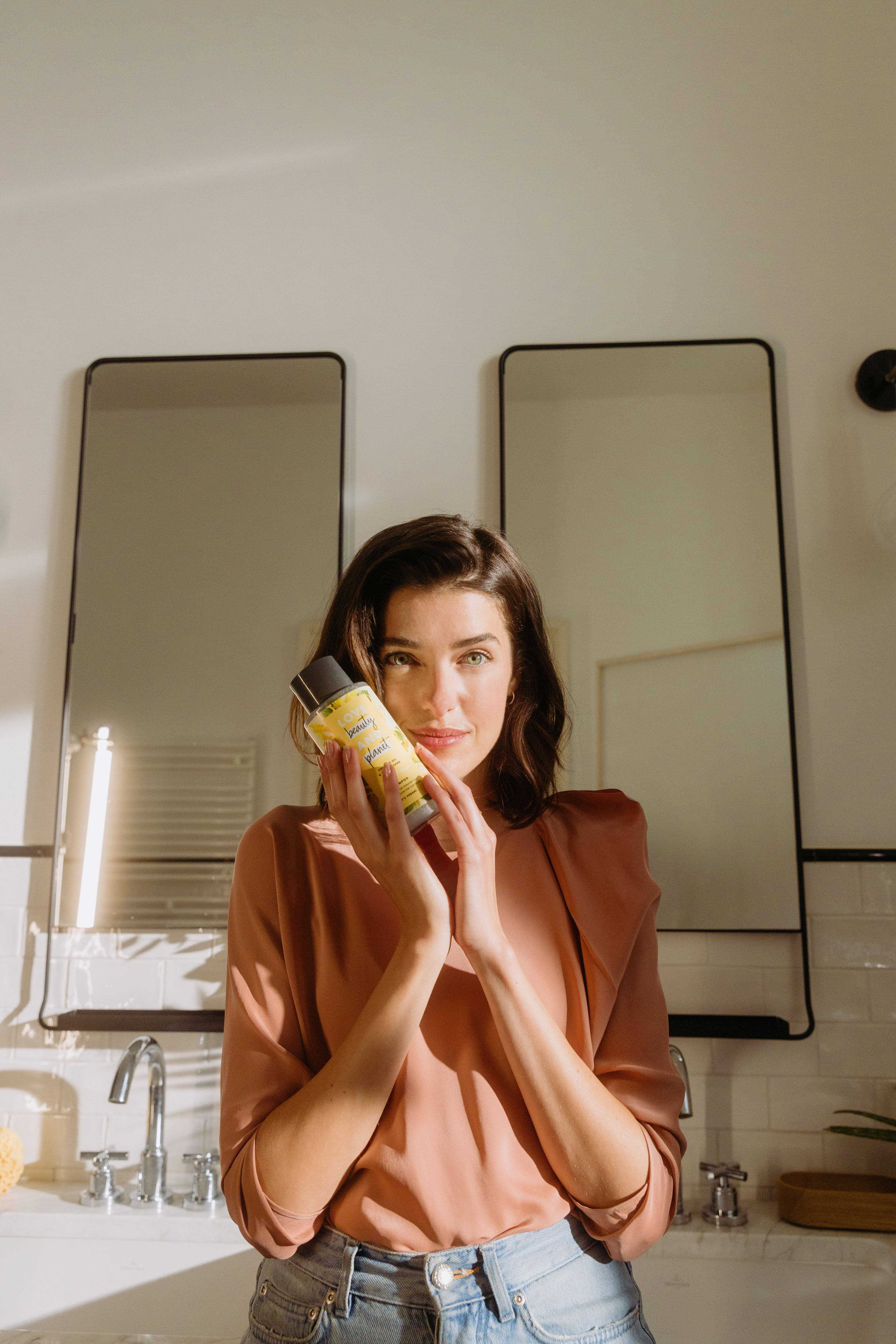 Werbeagentur Hamburg DOKYO Produktion Story Ad Love Beauty And Planet Alwayson mit marie nasemann